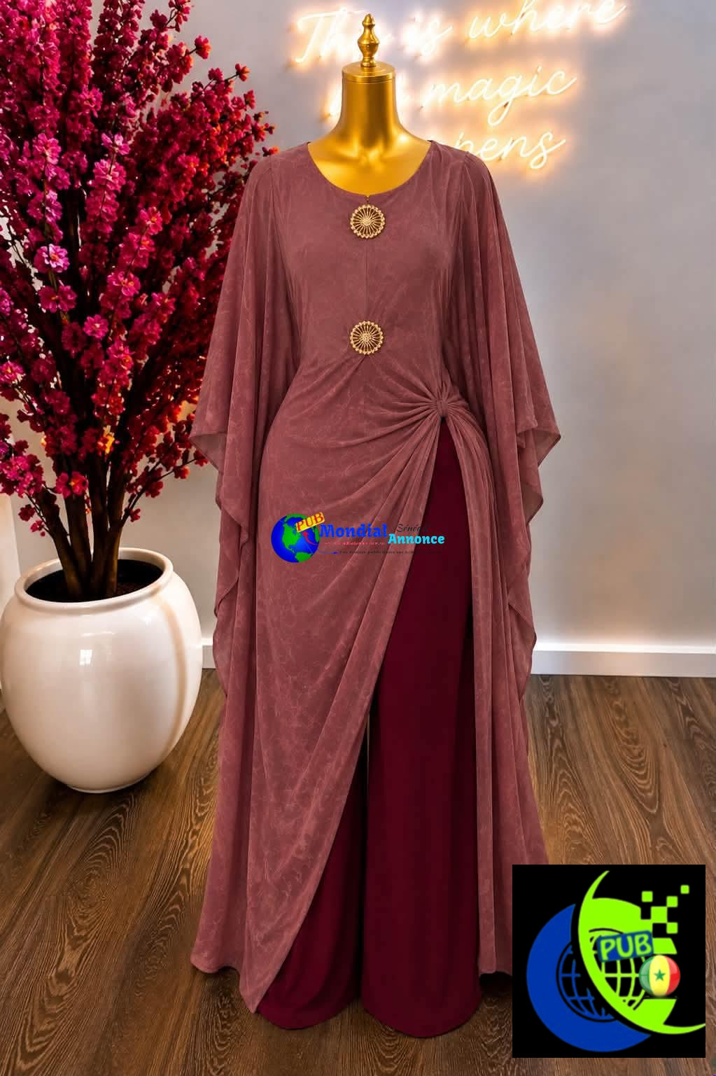 Vente : Ensemble Grande Dame Chic de Qualité dispo en Différentes Couleurs à Dakar. Contact : 775966082