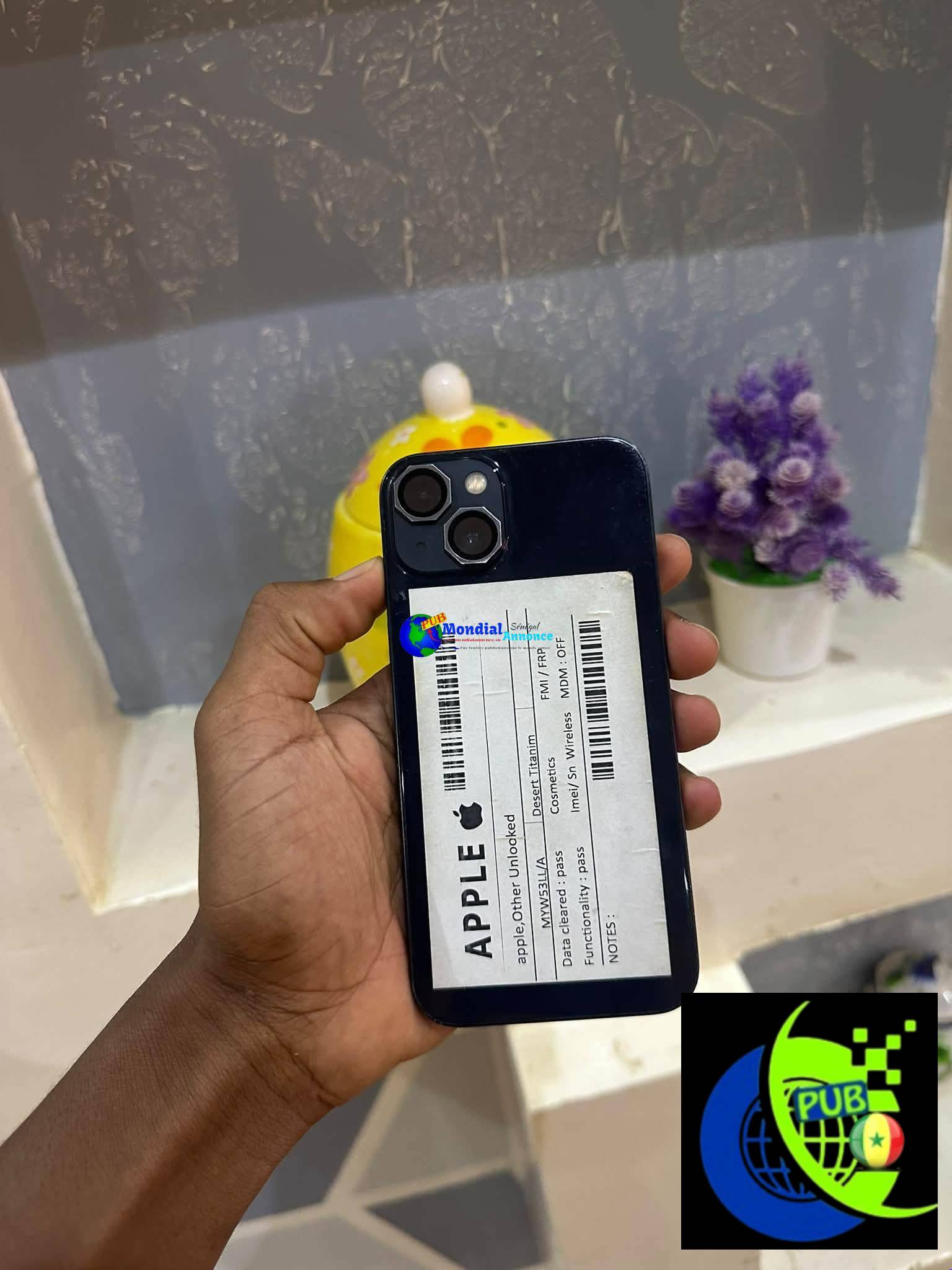 iPhone 13 simple de 128 Go Authentique disponible à Dakar pour 135 000 F CFA