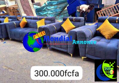 1000697386