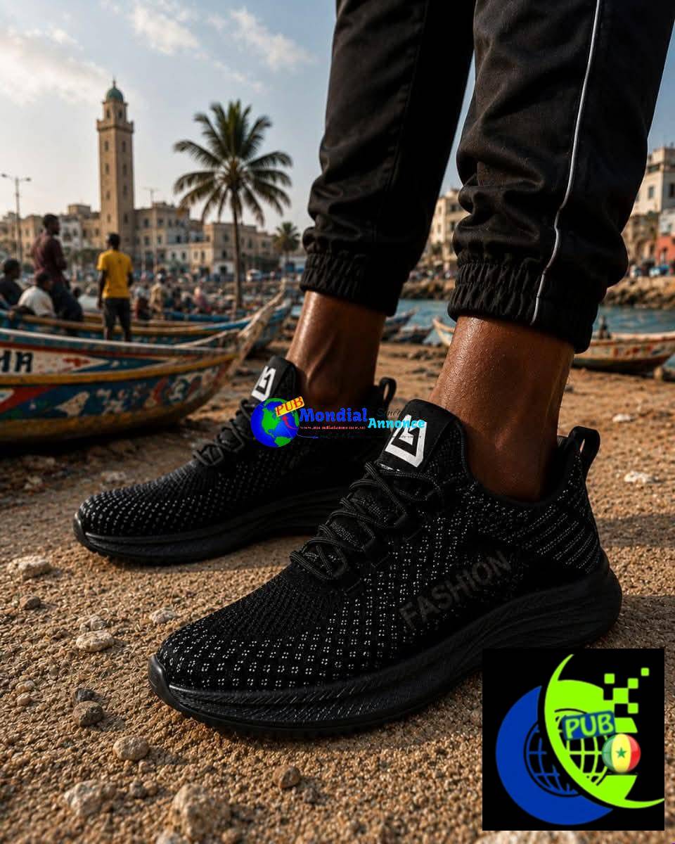 Chaussures Sneakers Ultra-Confortables & Légères dispo à Dakar. Tél : 762343635