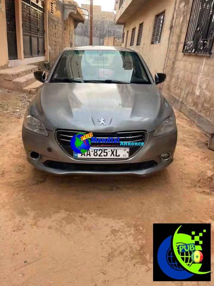 Peugeot 301 Diesel Manuelle de 2014 disponible à Dakar