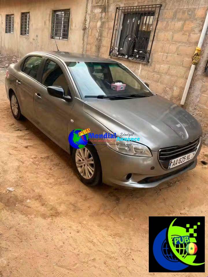 Peugeot 301 Diesel Manuelle de 2014 disponible à Dakar