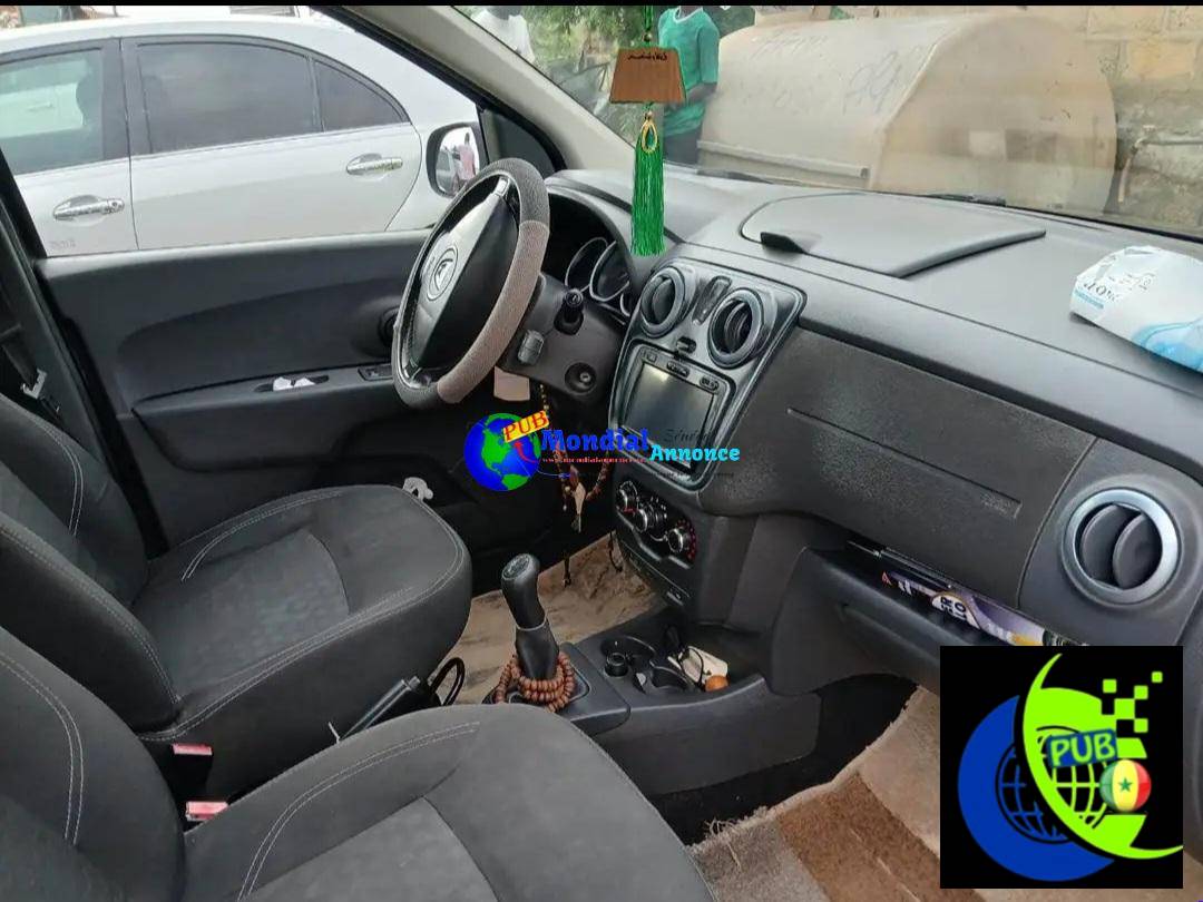 Dacia Lodgy Essence Manuelle de 2017 disponible à Dakar
