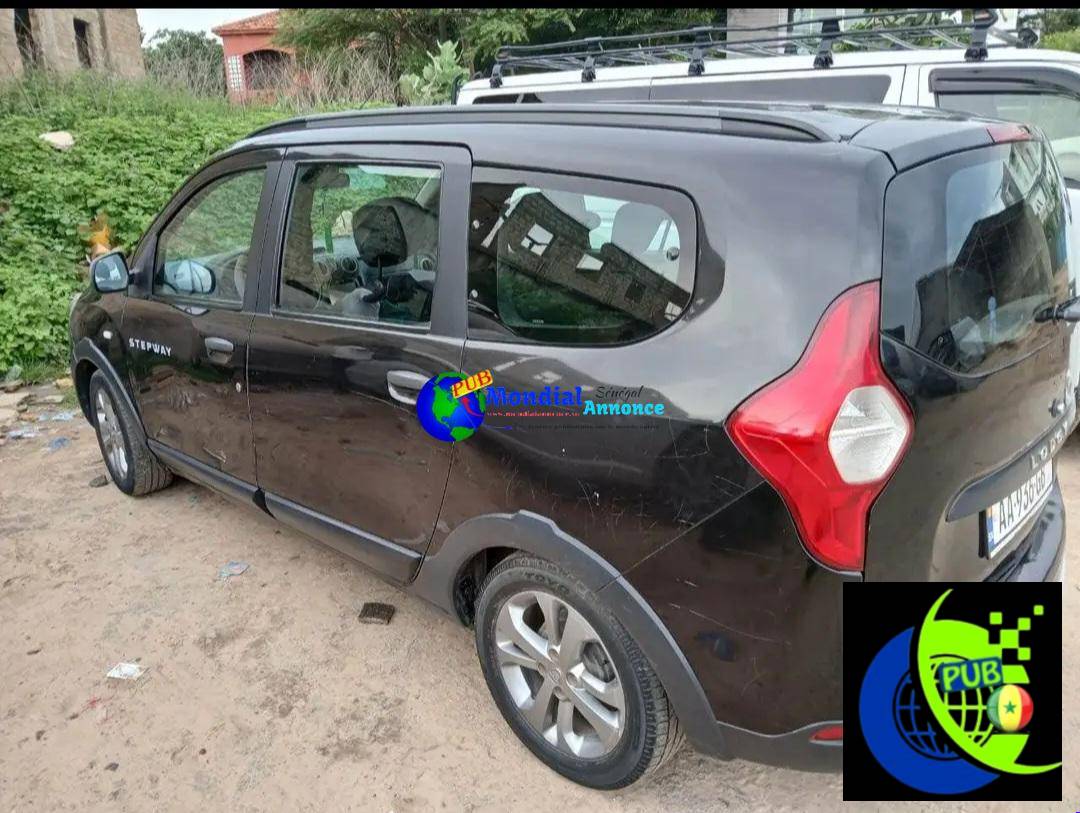 Dacia Lodgy Essence Manuelle de 2017 disponible à Dakar