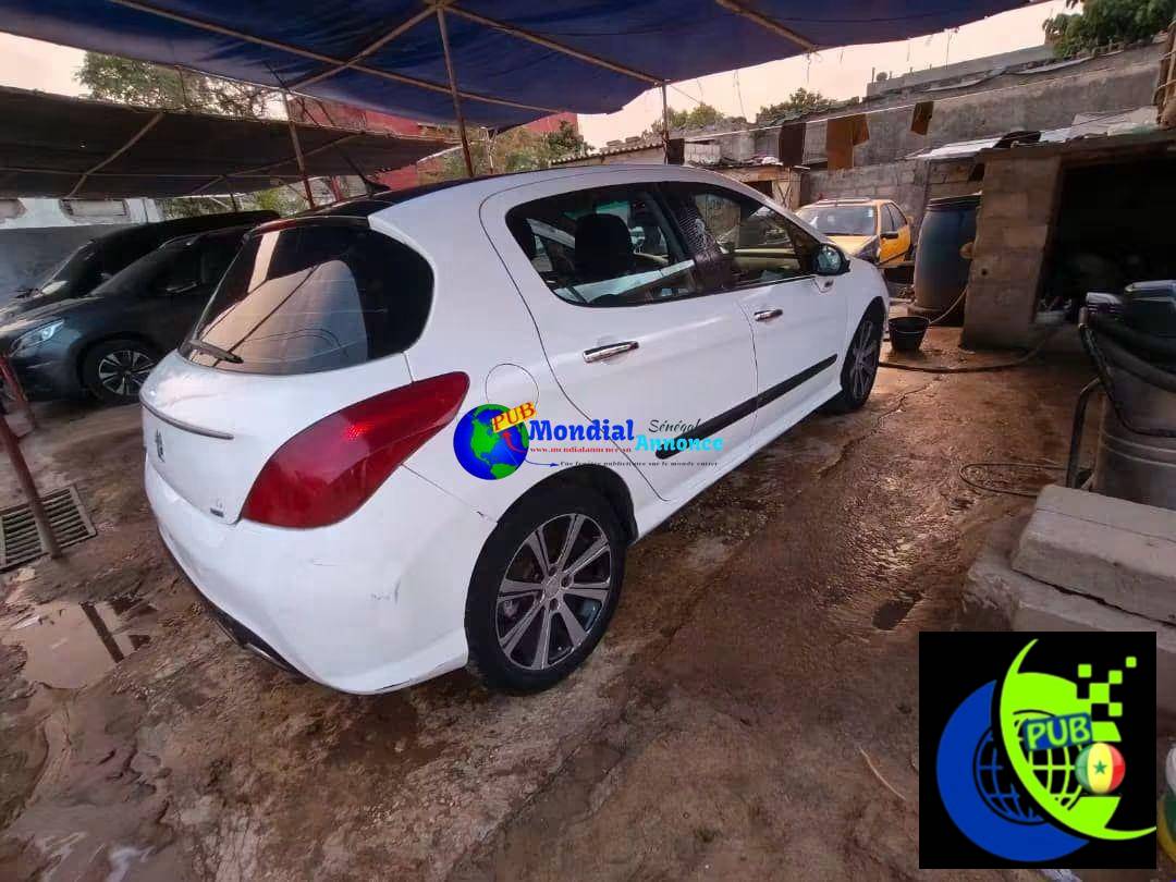 Vente : Peugeot 308 Diesel Manuel de 2013 disponible à Malika