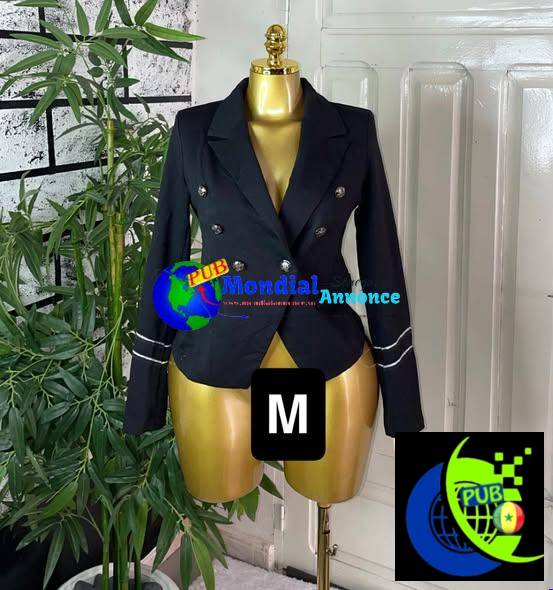 Vêtements femme tendance – Robes, chemises, hauts et ensembles disponibles