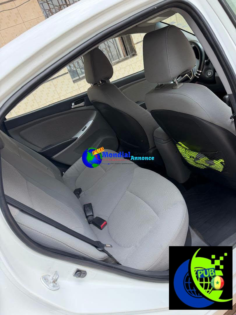 Hyundai Accent 2013 Essence Automatique à Vendre – 3 200 000 FCFA
