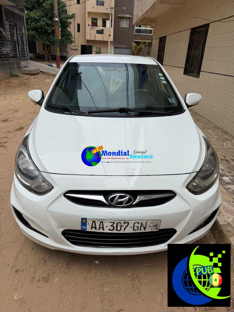 Hyundai Accent 2013 Essence Automatique à Vendre – 3 200 000 FCFA