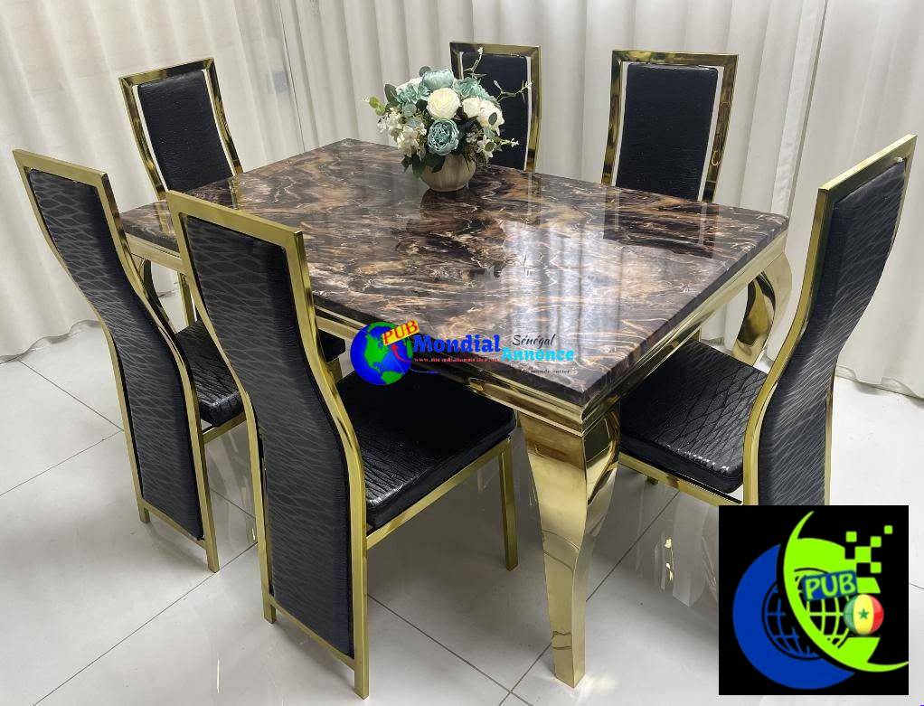 Table à manger avec 4 ou 6 chaises à vendre à Dakar