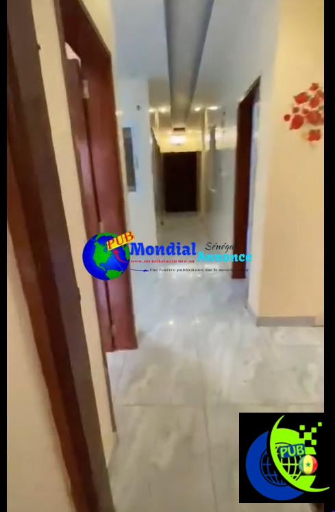 Appartement 3 chambres salon à louer à Ouakam à 300 000 FCFA