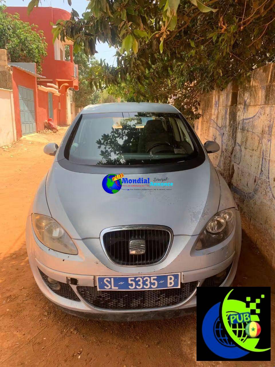 Vente : Seat Diesel Manuelle avec Papiers en Règle disponible à Yeumbeul