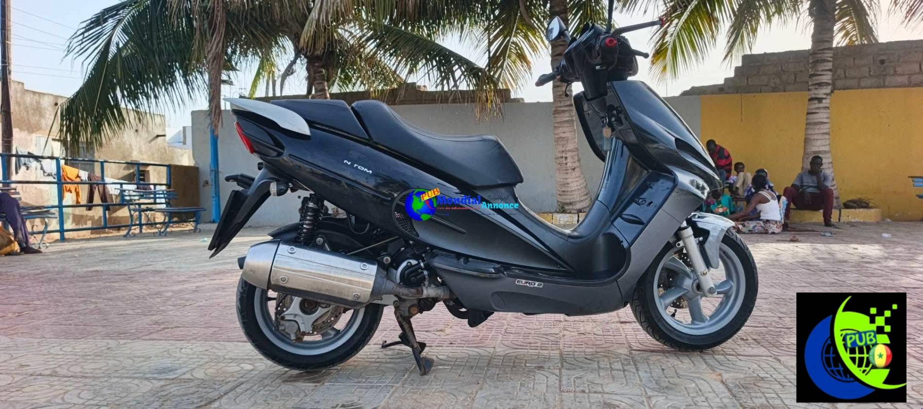 Scooter Sportif Aprilia Malaguti Phantom Max 200cc disponible à Thiaroye sur Mer