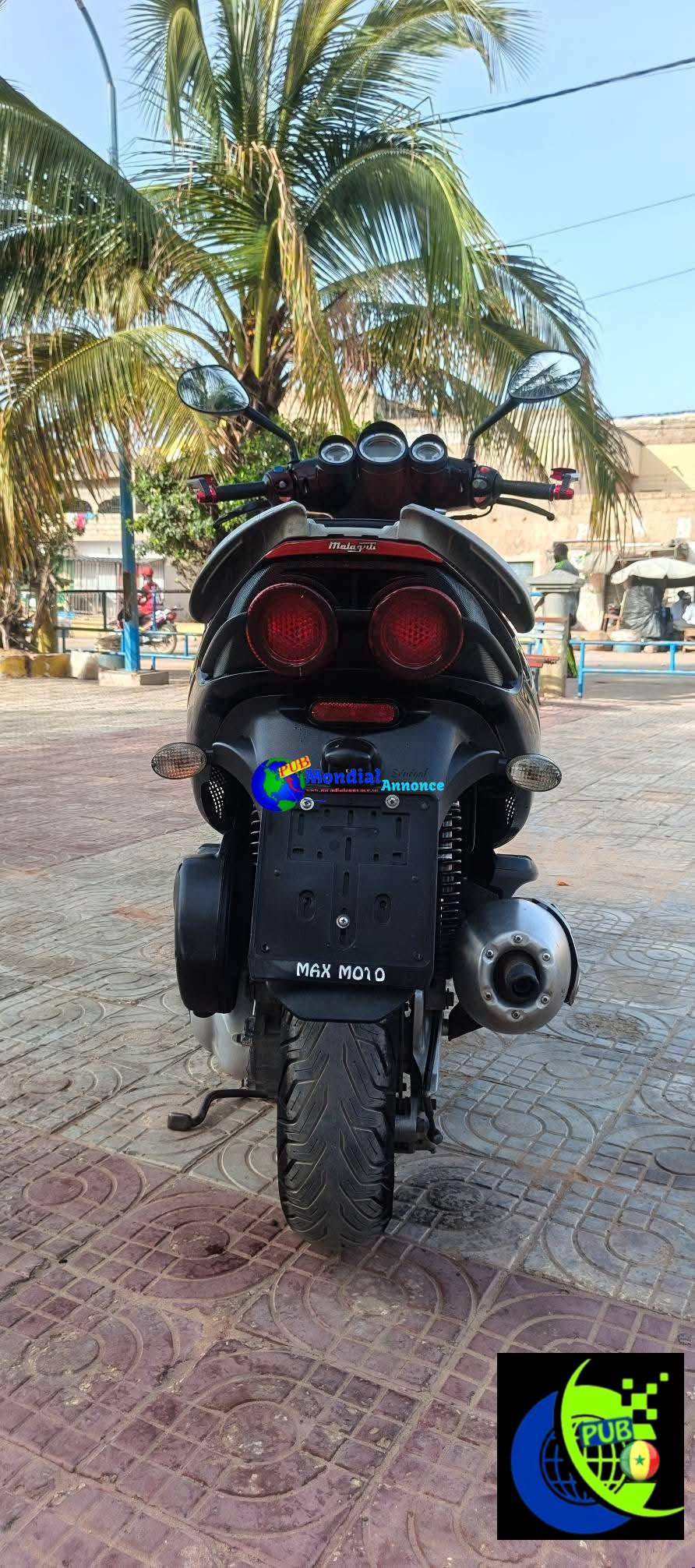 Scooter Sportif Aprilia Malaguti Phantom Max 200cc disponible à Thiaroye sur Mer