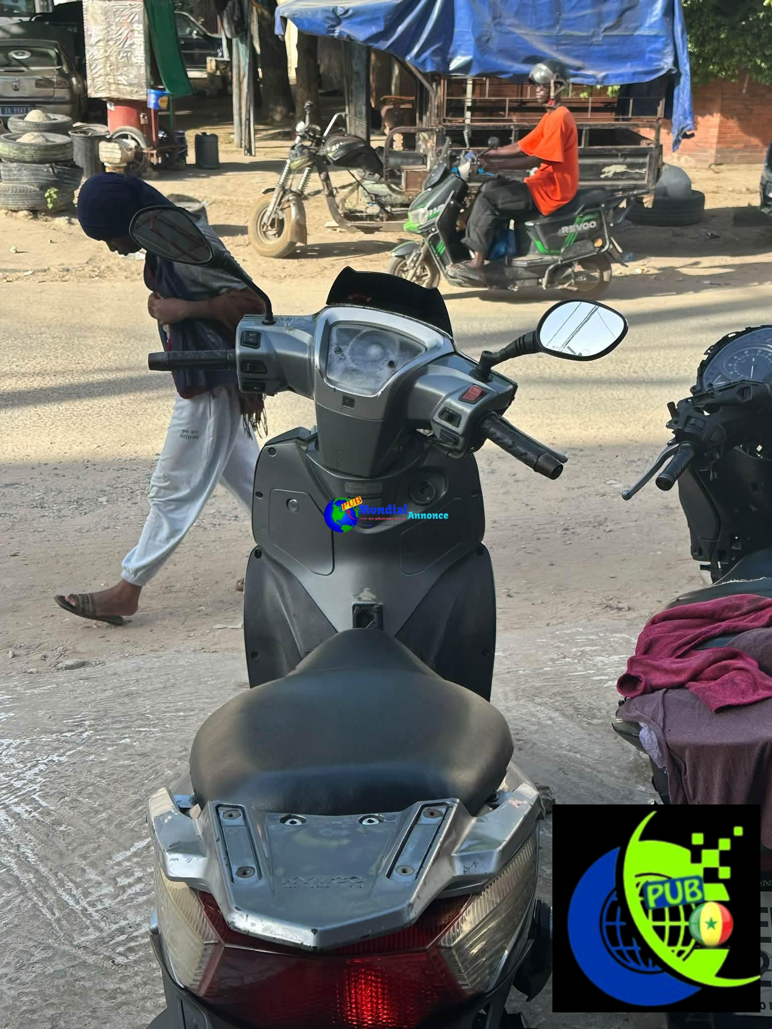 Scooter Kymco Gti 300cc en Bon État disponible à un prix attractif