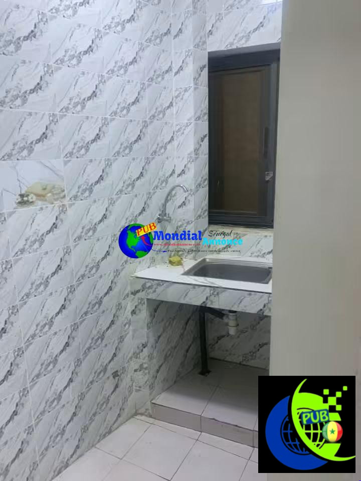 Location : Mini Studio Meublé / Équipé à Grand Dakar. Prix : 135 000 F CFA / mois