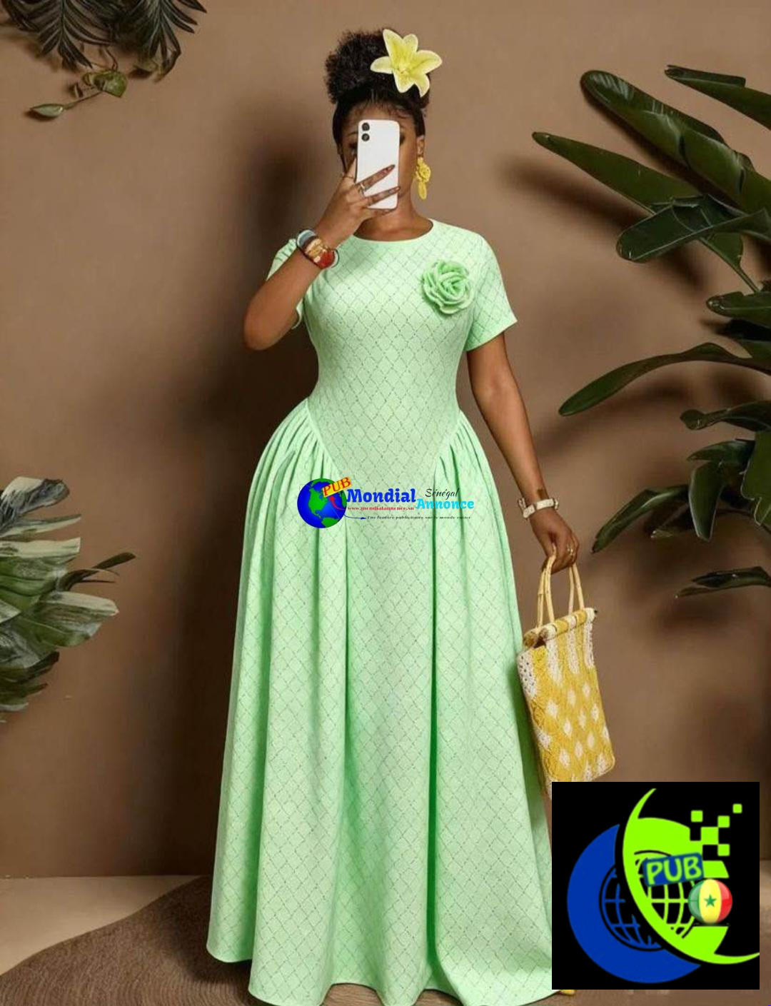 Des Robes Importées dispo en Gros (Modèles & Styles Variés). WhatsApp : 781608983