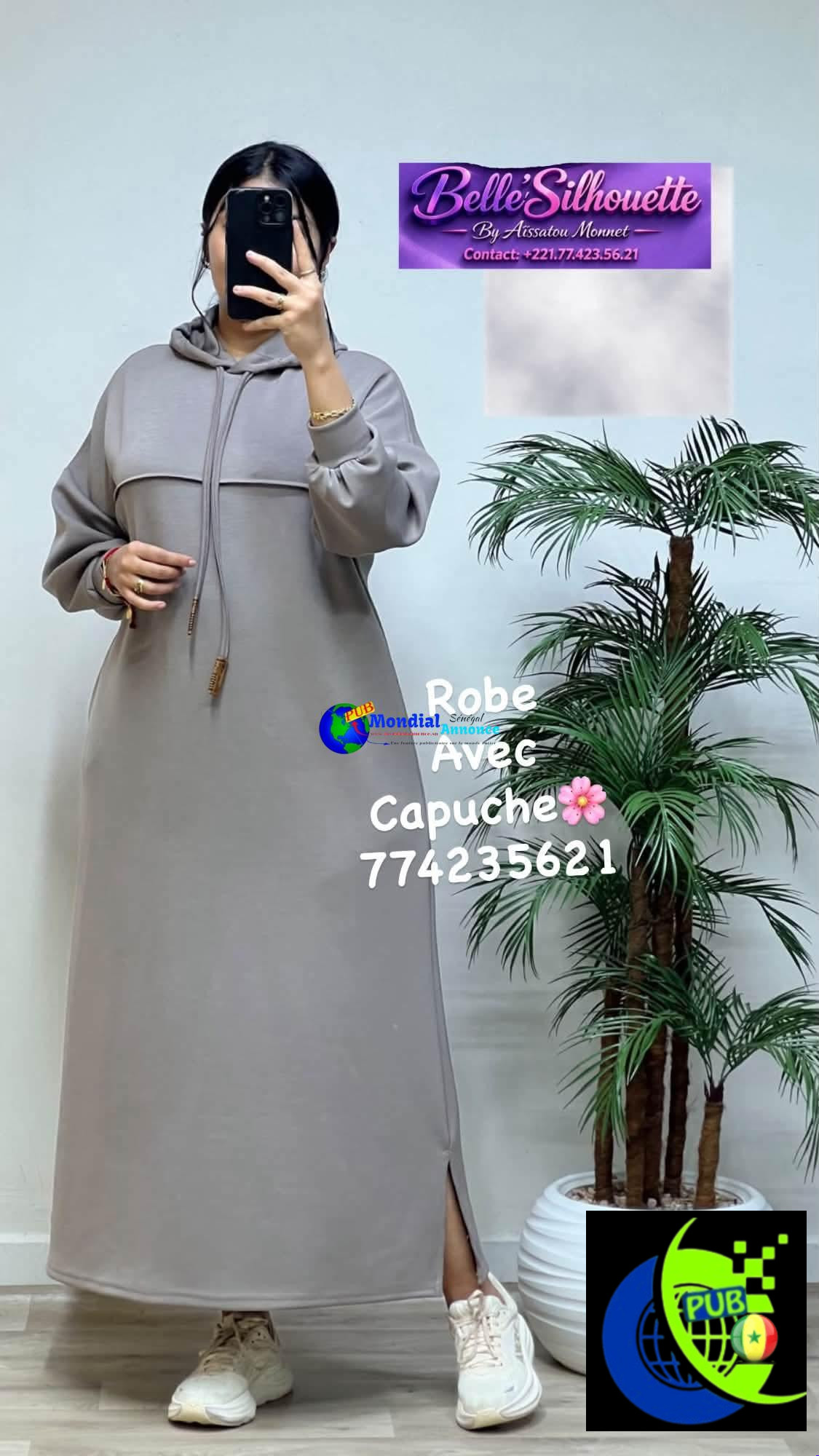Robes avec Capuche de Haute Qualité disponibles. Tél : 774235621