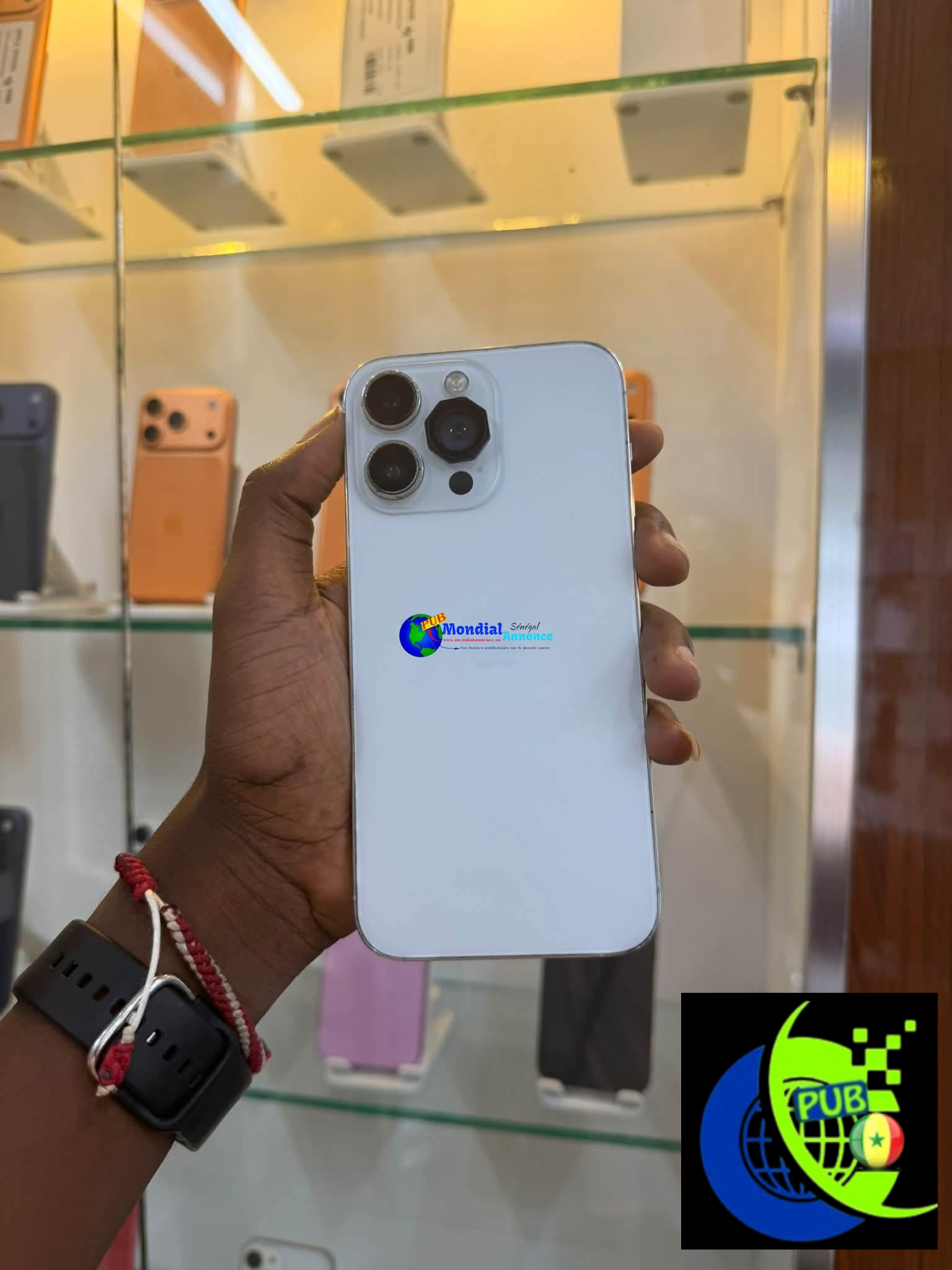 Vente : iPhone 14 Pro Max de 256 Go. Prix : 195 000 F CFA (Échange Possible)