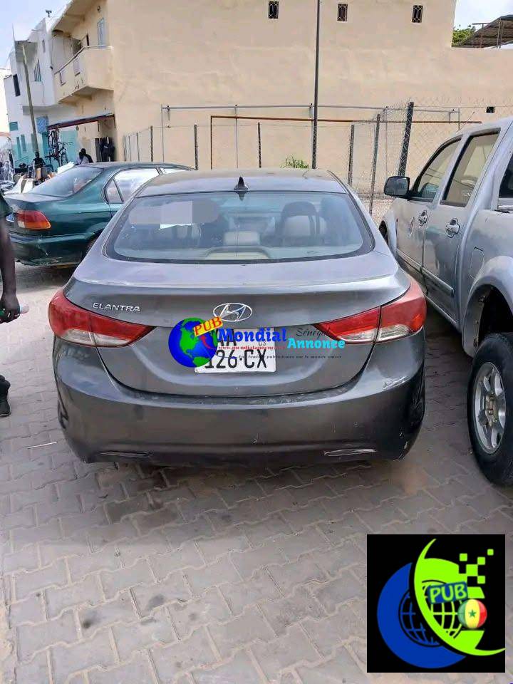 🚗 Hyundai Elantra 2012 à vendre – 2 500 000 FCFA