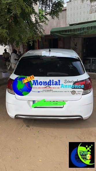 🚗 Citroën C4 Diesel 2017 à vendre – 4 800 000 FCFA