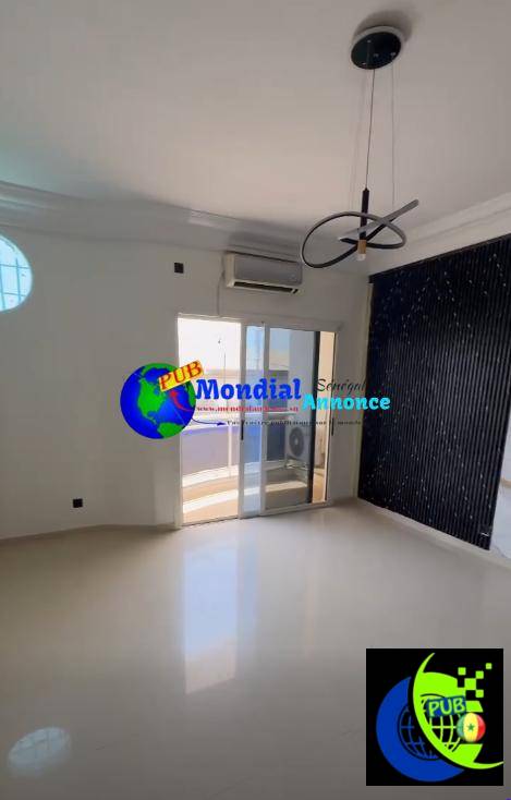 Appartement F4 à louer aux Almadies – 500 000 FCFA/mois
